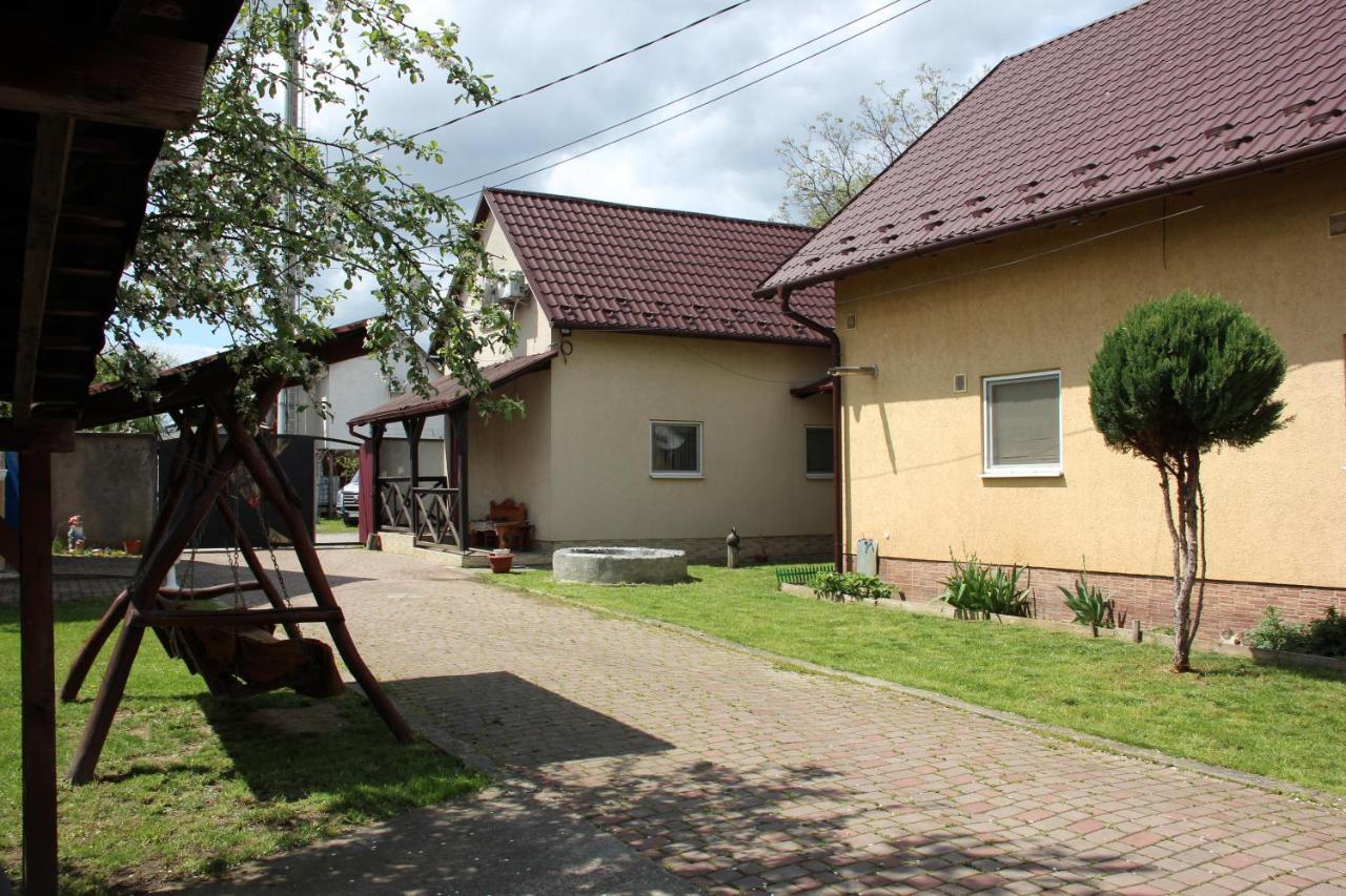 Apartament Ріточка Berehowo Zewnętrze zdjęcie